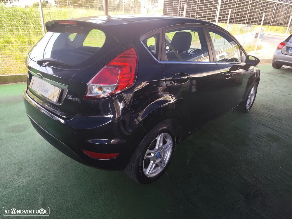 Ford Fiesta 1.5 TDCi Titanium - 12