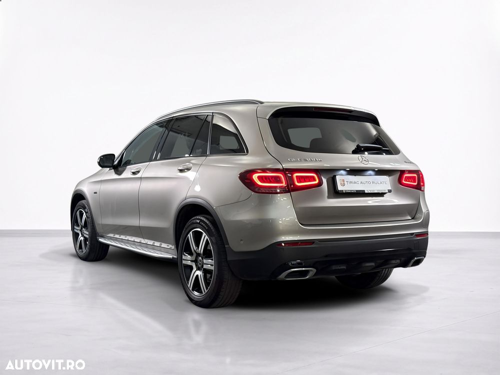 Mercedes-Benz GLC - 4