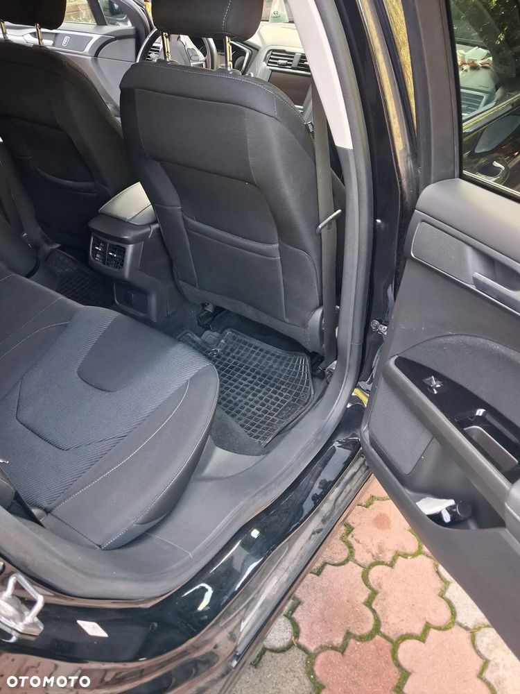 Ford Mondeo - 14