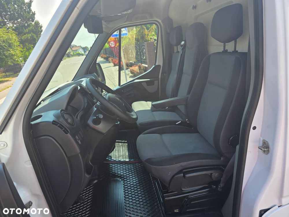 Renault Master - 15