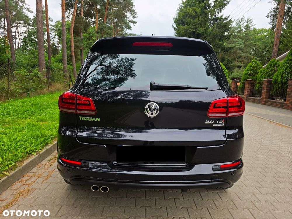 Volkswagen Tiguan 2.0 TDI 4Mot R-Style DSG - 26