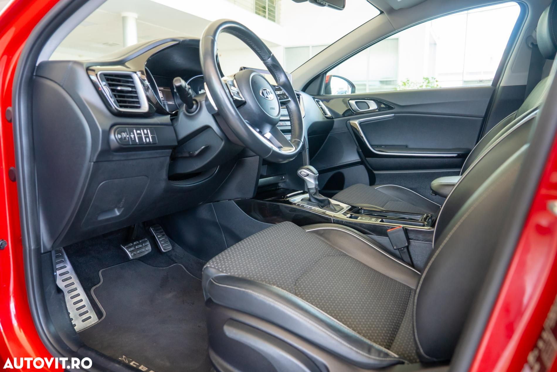 Kia XCeed - 10