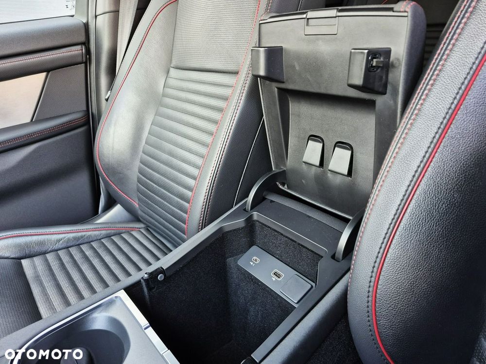 Land Rover Discovery Sport D200 Dynamic S - 41