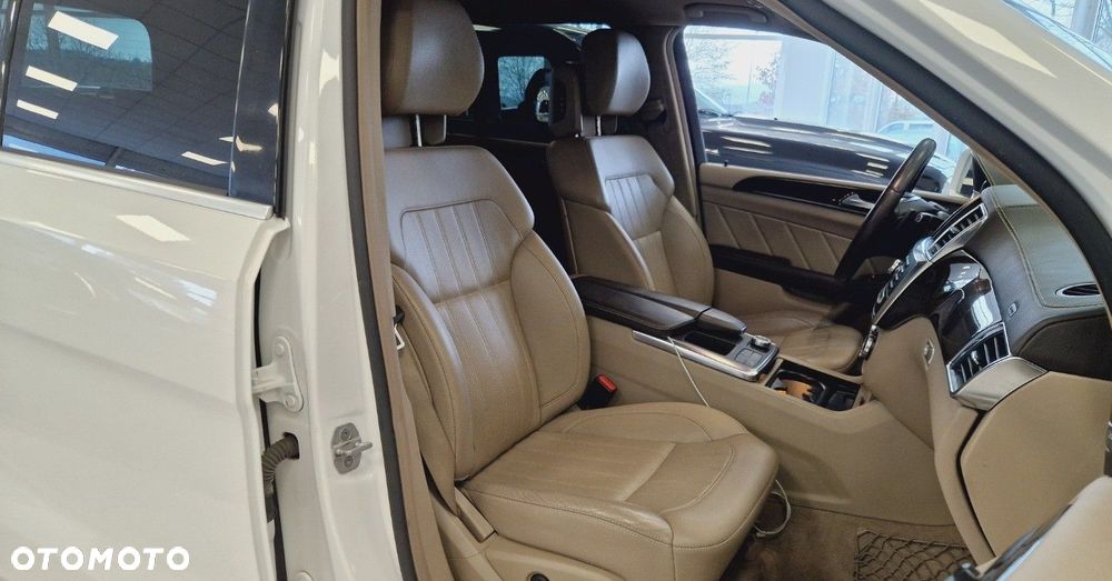 Mercedes-Benz GL - 10