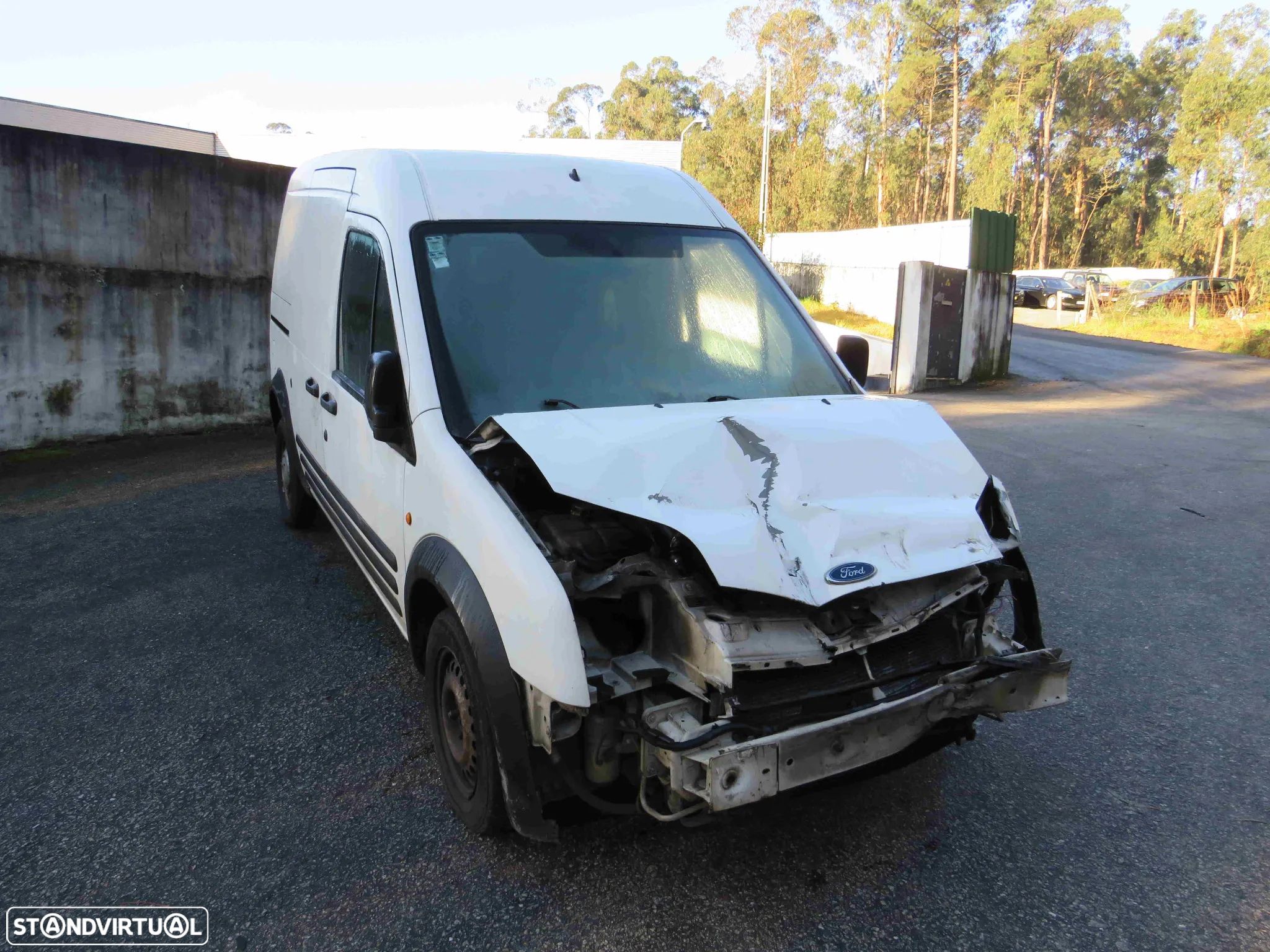 Ford Transit Connect 1.8 DI (75Cv) de 2003 - Peças Usadas (8825) - 1