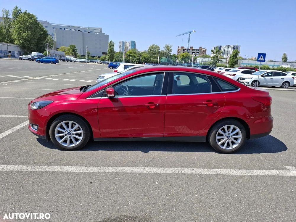 Ford Focus 1.5 EcoBoost Titanium - 2