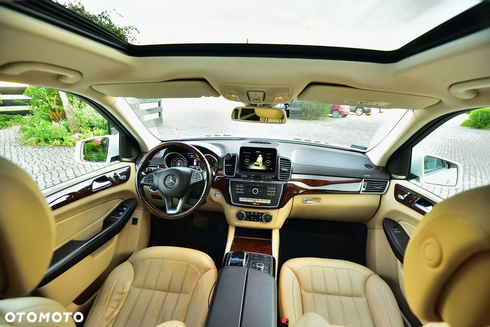 Mercedes-Benz GLS 400 4-Matic - 35