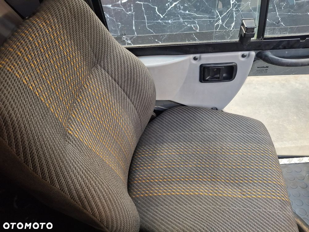 Inny Zamiatarka Hako Citymaster 2000 Klimatyzacja 2 Osie Skrętne Oświetlenie Ostrzegawcze Zamiatarka Chodnikowa PM10 - 11