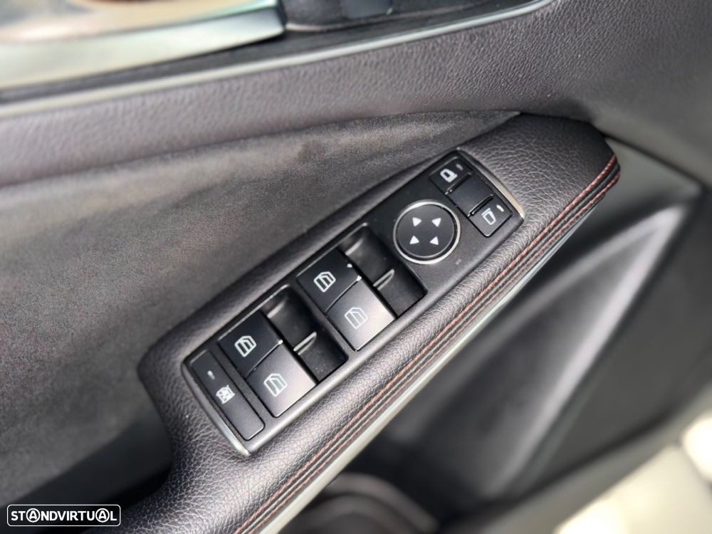 Mercedes-Benz A 180 CDI AMG Line - 12