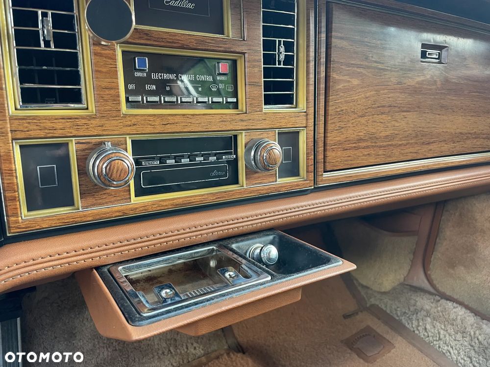Cadillac Eldorado - 30