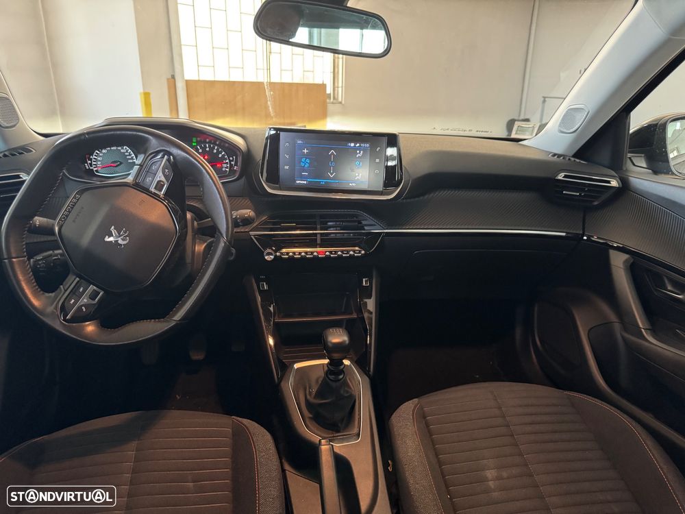 Peugeot 2008 1.2 PureTech Active - 10