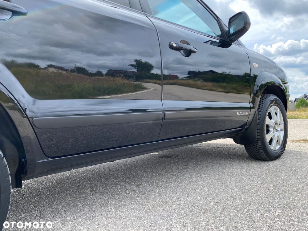 Hyundai Tucson 2.0 2WD GLS Navi - 27