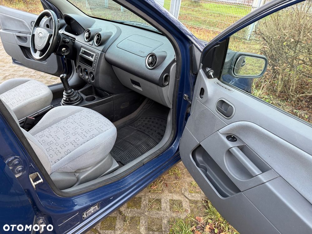 Ford Fiesta 1.3 - 15