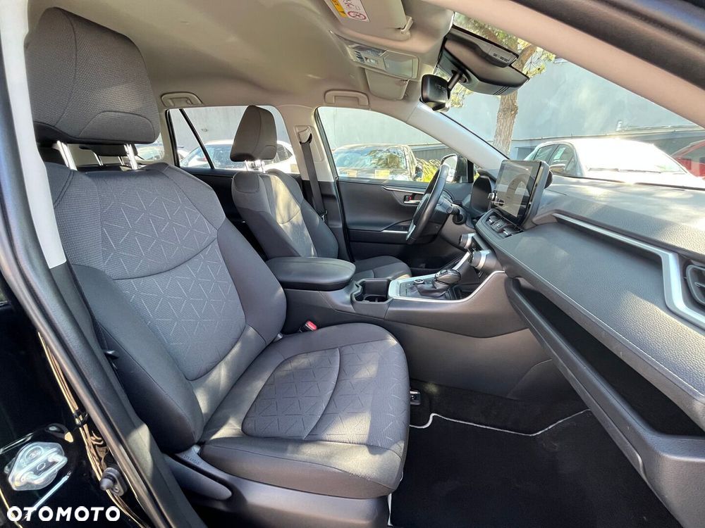 Toyota RAV4 - 30