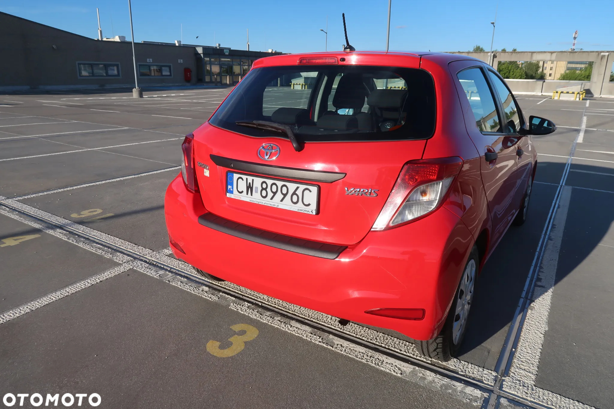 Toyota Yaris 1.0 Luna - 9