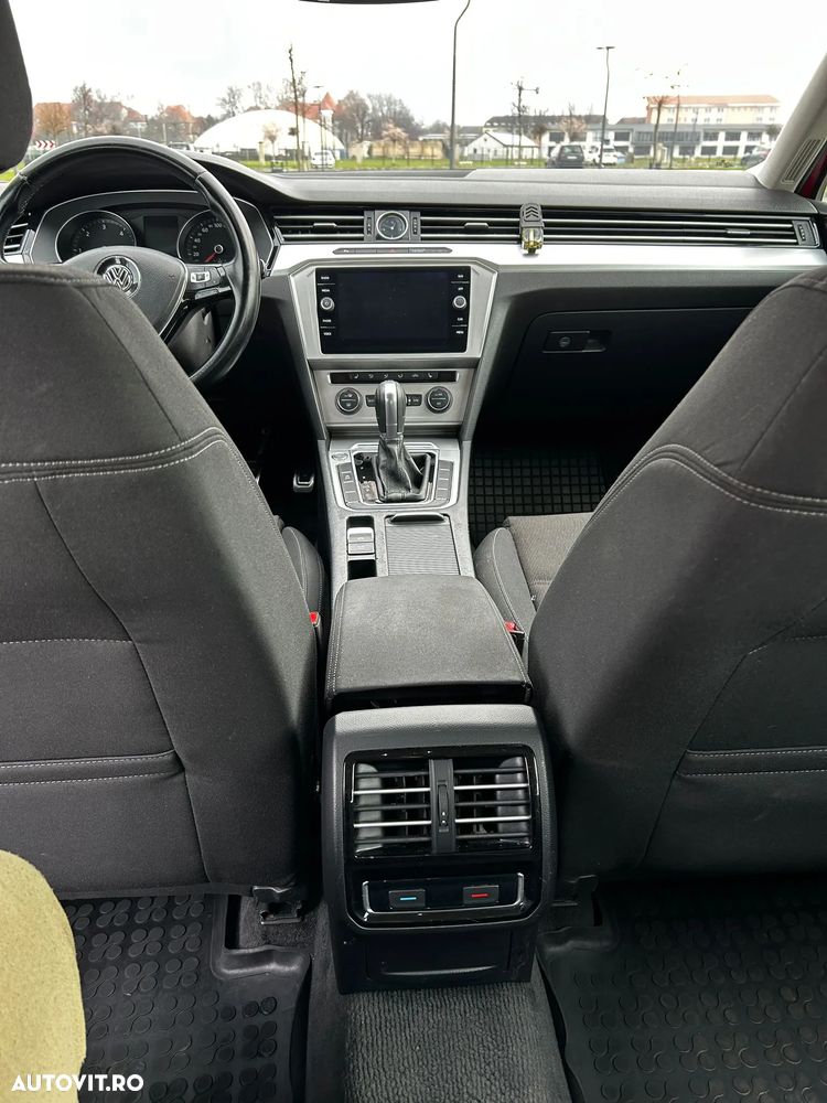 Volkswagen Passat - 10