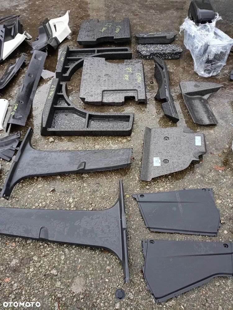 Plastiki wnętrze Dywany Wygłuszenia słupki Ford C-MAX MK2 - 11