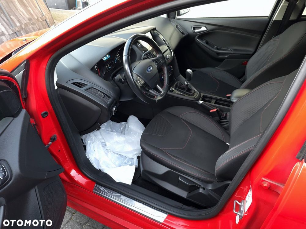 Ford Focus 2.0 TDCi Titanium ASS - 7