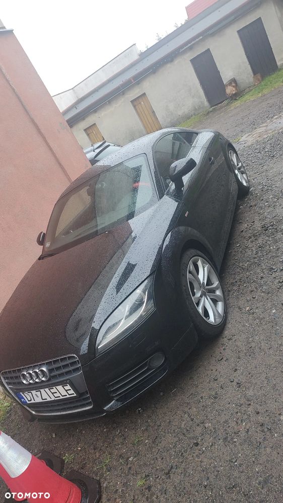 Audi TT Coupé - 5