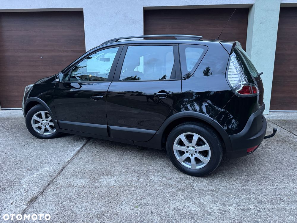 Renault Scenic Energy dCi 110 S&S Xmod Paris - 11