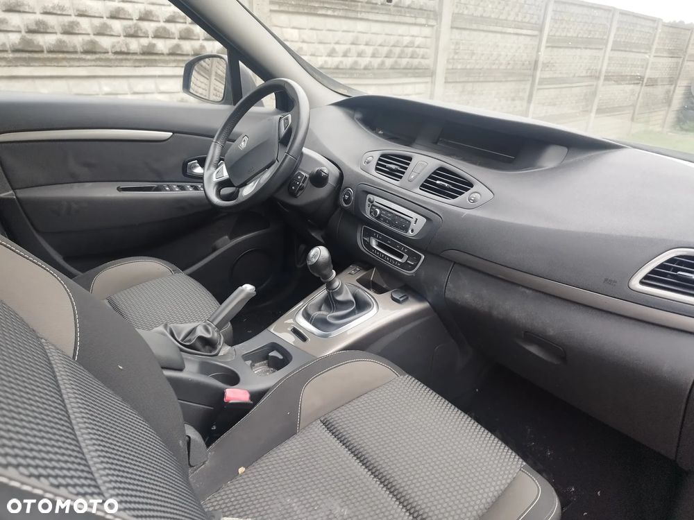 Renault Scenic Energy dCi 110 S&S LIMITED - 8