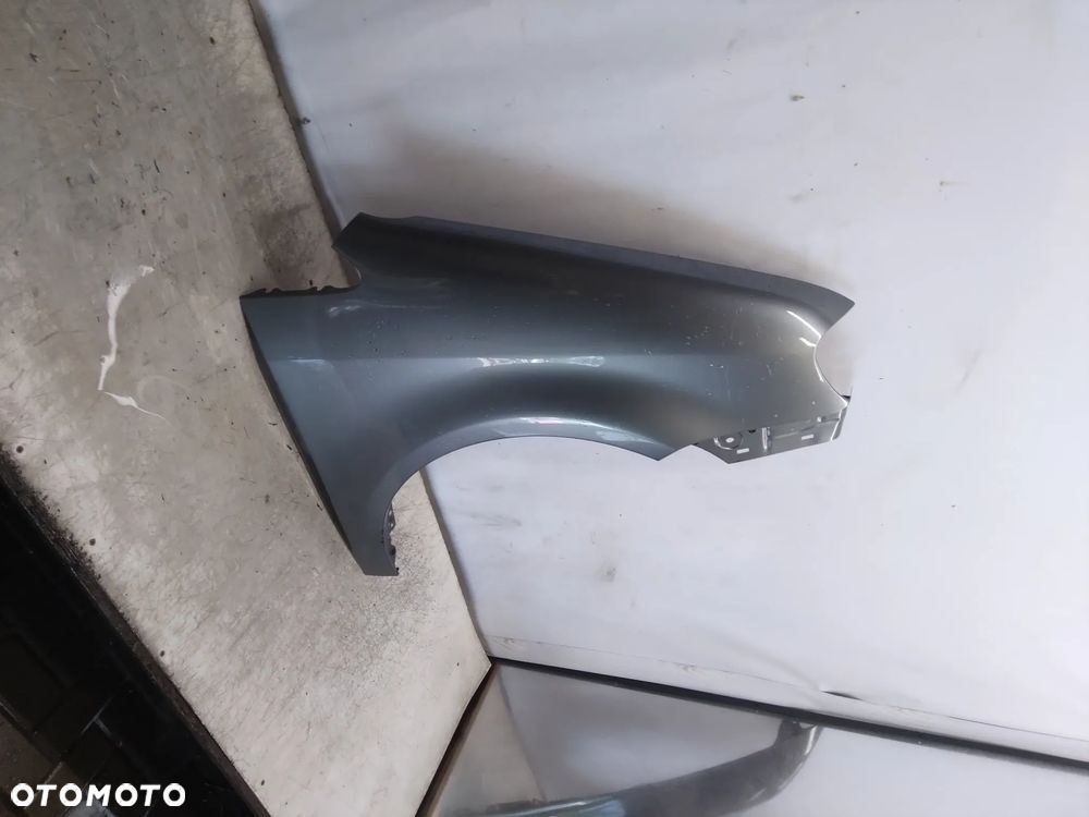 BŁOTNIK PRAWY PRZEDNI DO VW TOURAN LA7T SZARY - 2
