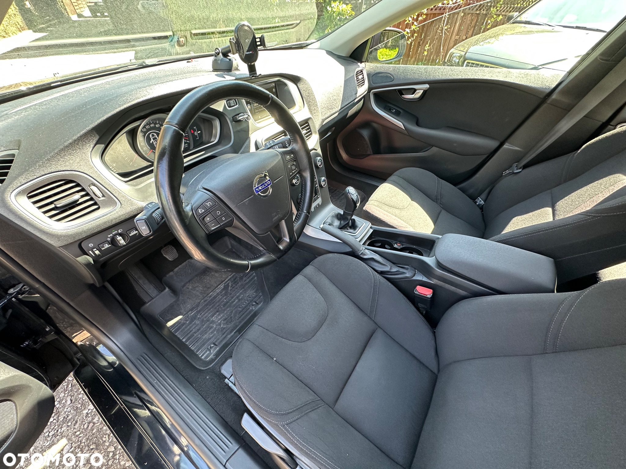 Volvo V40 D2 - 16