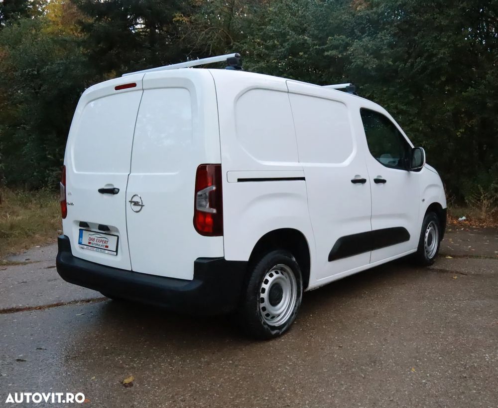 Opel COMBO - 16