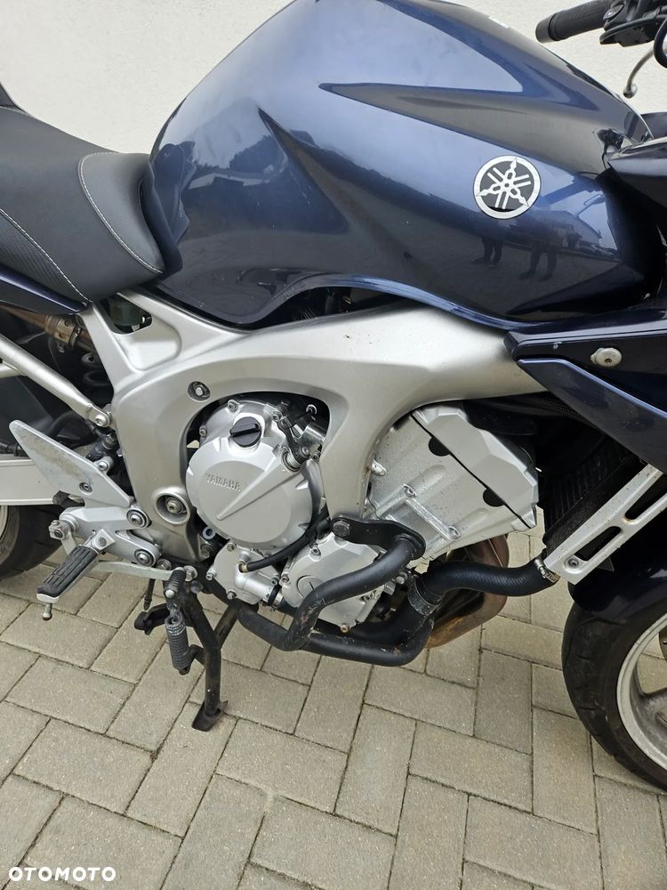 Yamaha FZ6 - 2