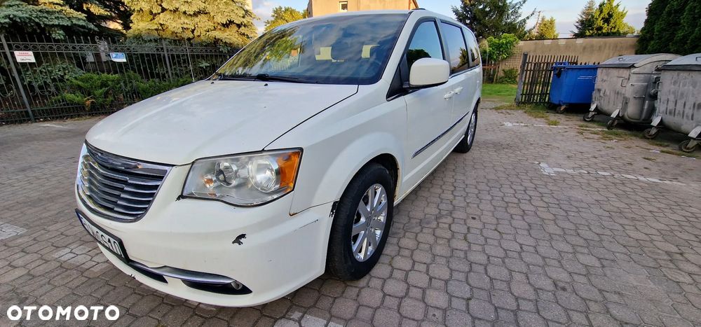 Chrysler Town & Country 3.6 Limited - 14