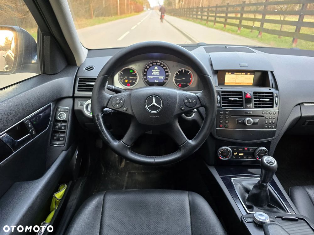 Mercedes-Benz Klasa C 200 CDI Elegance - 5