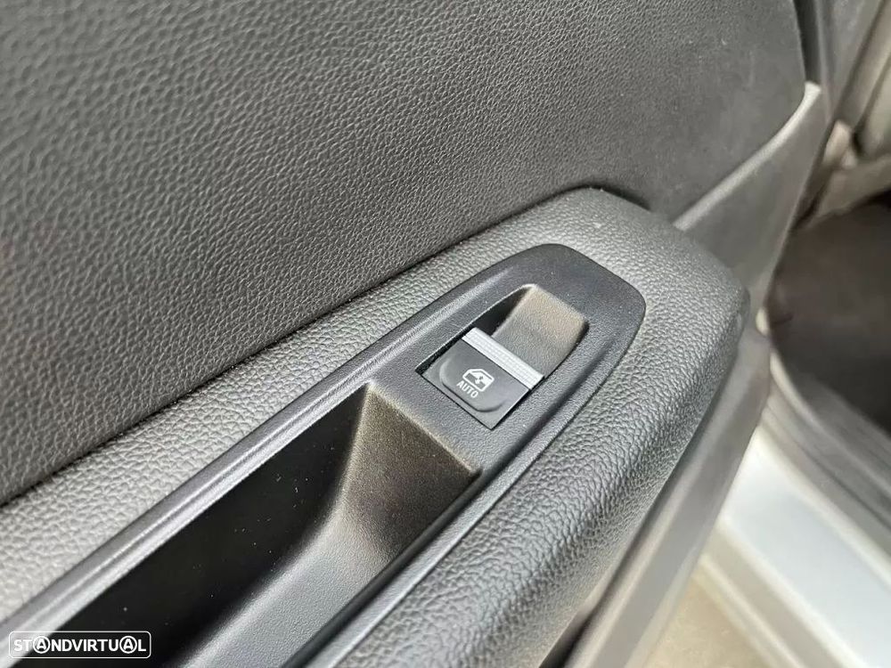 Renault Captur 1.0 TCe Exclusive - 42