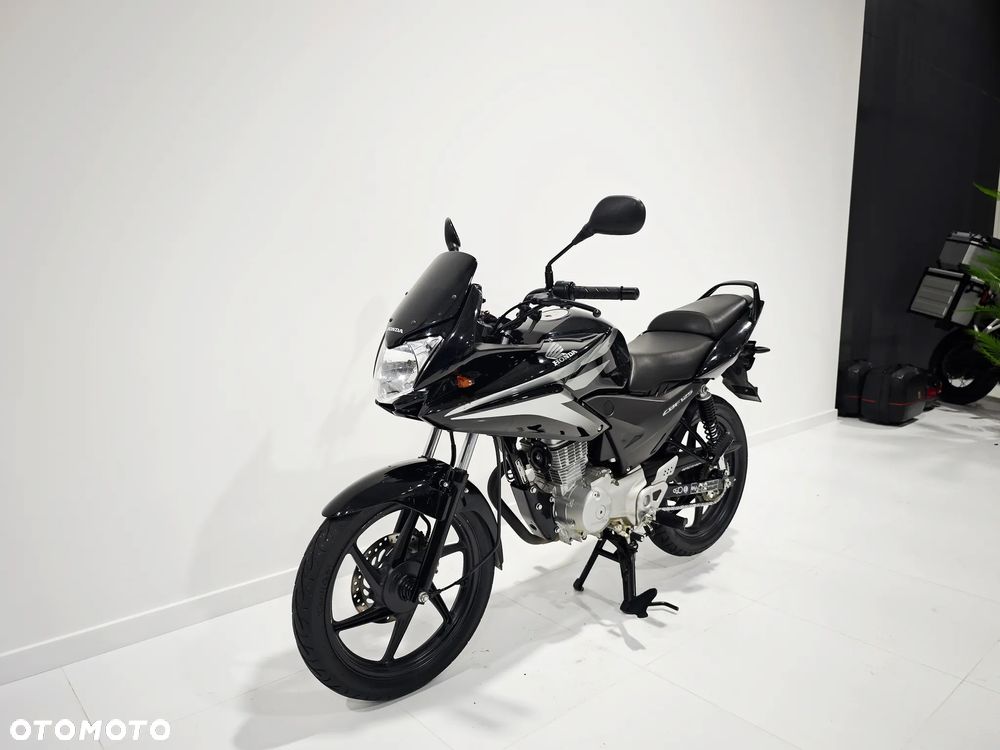 Honda CBF - 3