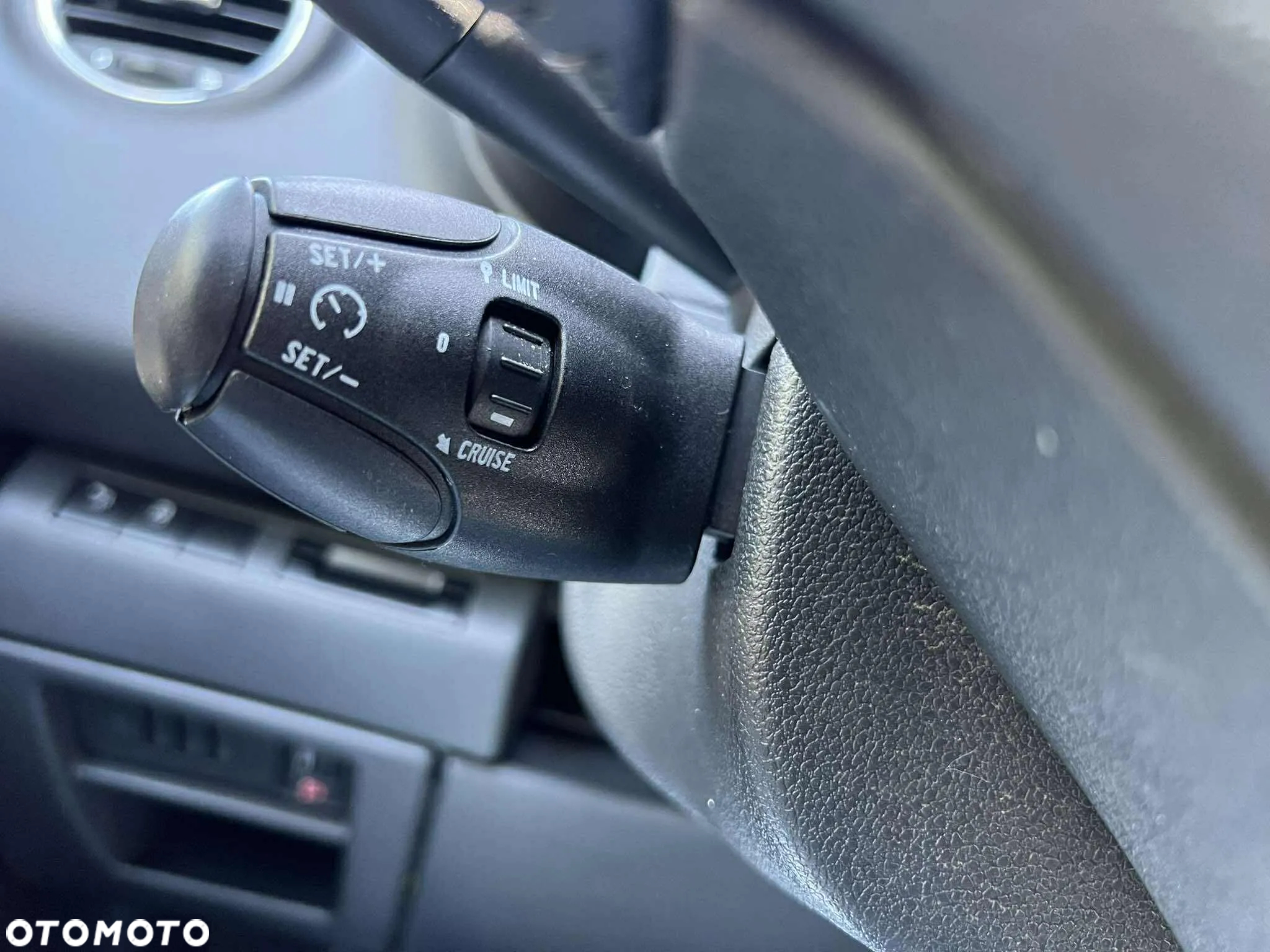 Peugeot 3008 1.6 HDi Style - 23