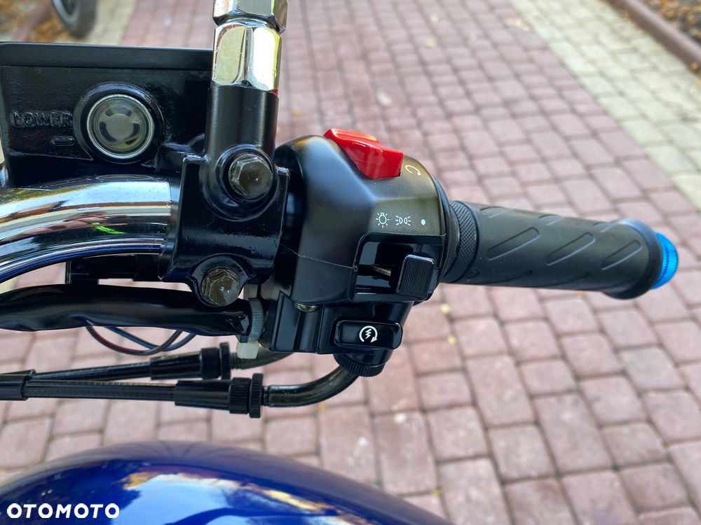 Suzuki Intruder - 40