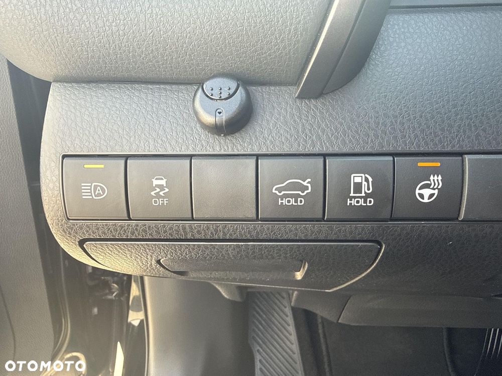 Toyota Camry 2.5 Hybrid Executive CVT - 20