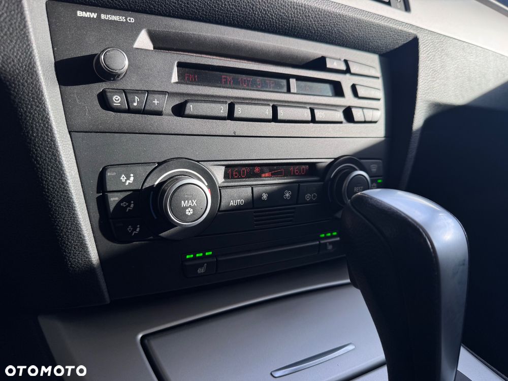 BMW Seria 3 320i Edition Exclusive - 33
