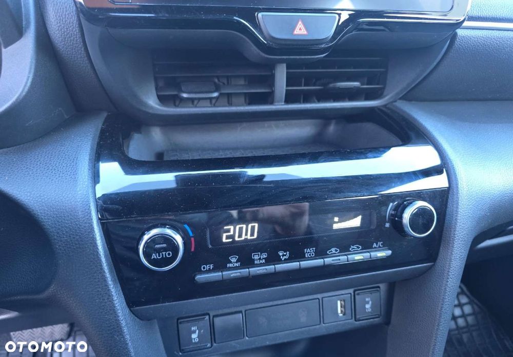 Toyota Yaris Cross - 20