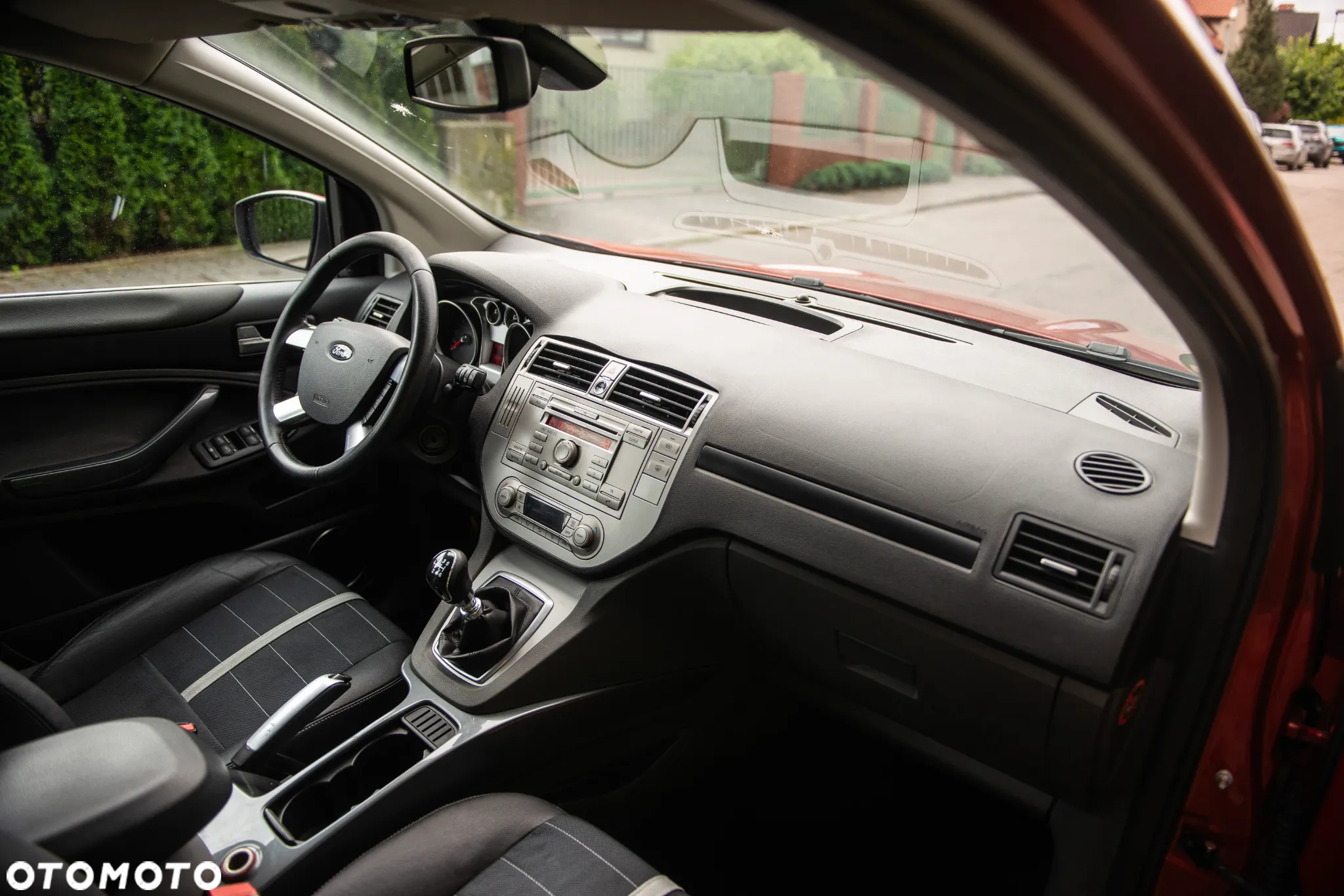 Ford Kuga 2.0 TDCi 4x4 Titanium - 28
