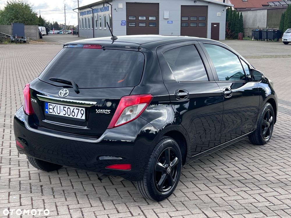 Toyota Yaris - 8