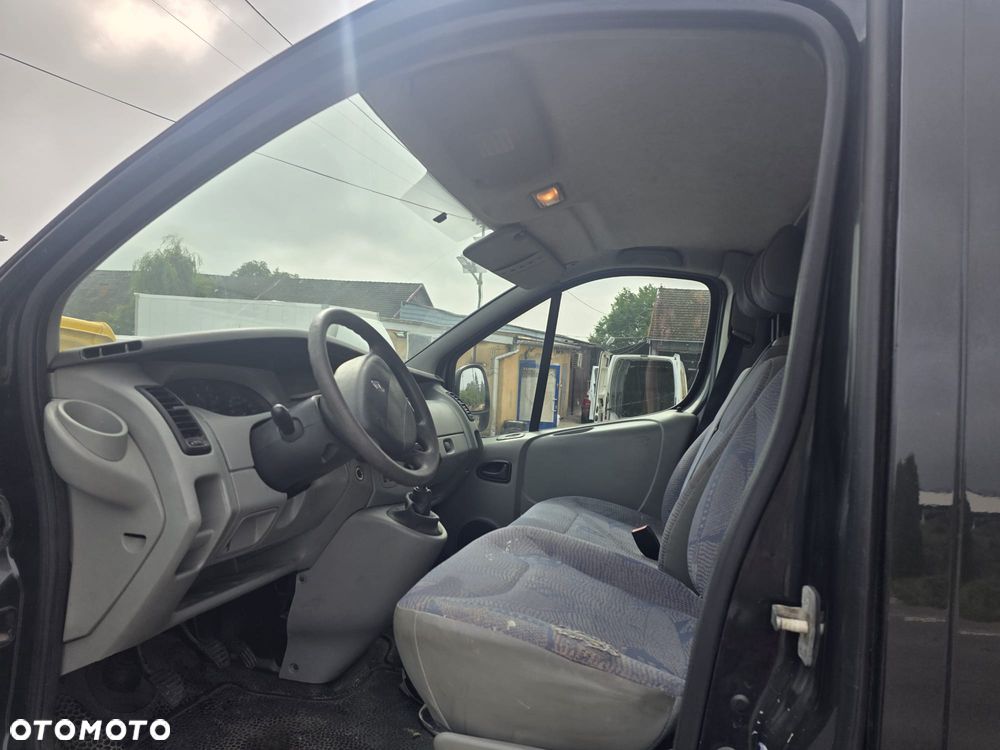 Renault TRAFIC - 5