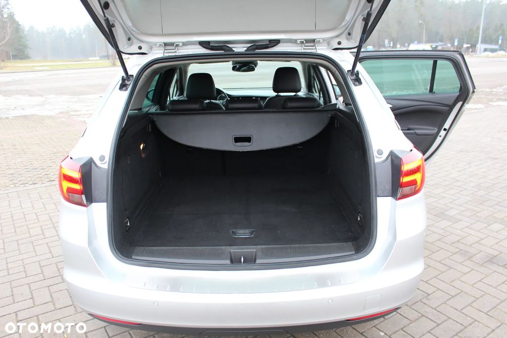 Opel Astra 1.6 D (CDTI) Innovation - 17