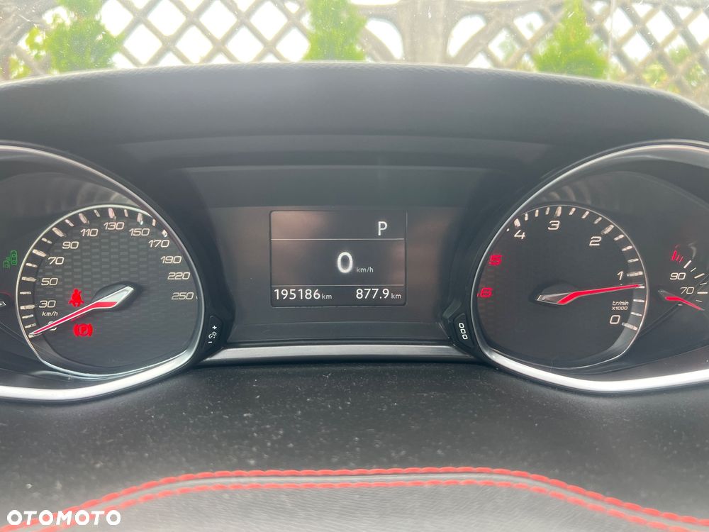 Peugeot 308 - 23