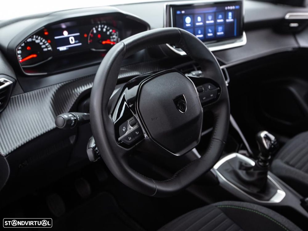 Peugeot 2008 1.2 PureTech Active - 15
