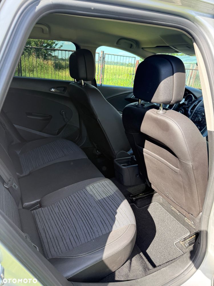 Opel Astra 1.7 CDTI ecoFLEX - 6