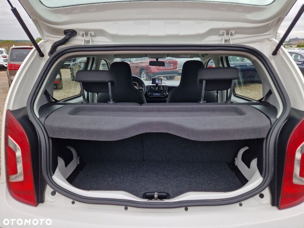 Volkswagen up! - 16