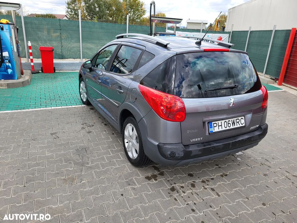 Peugeot 207 90 HDi FAP (Blue Lion) Premium - 3