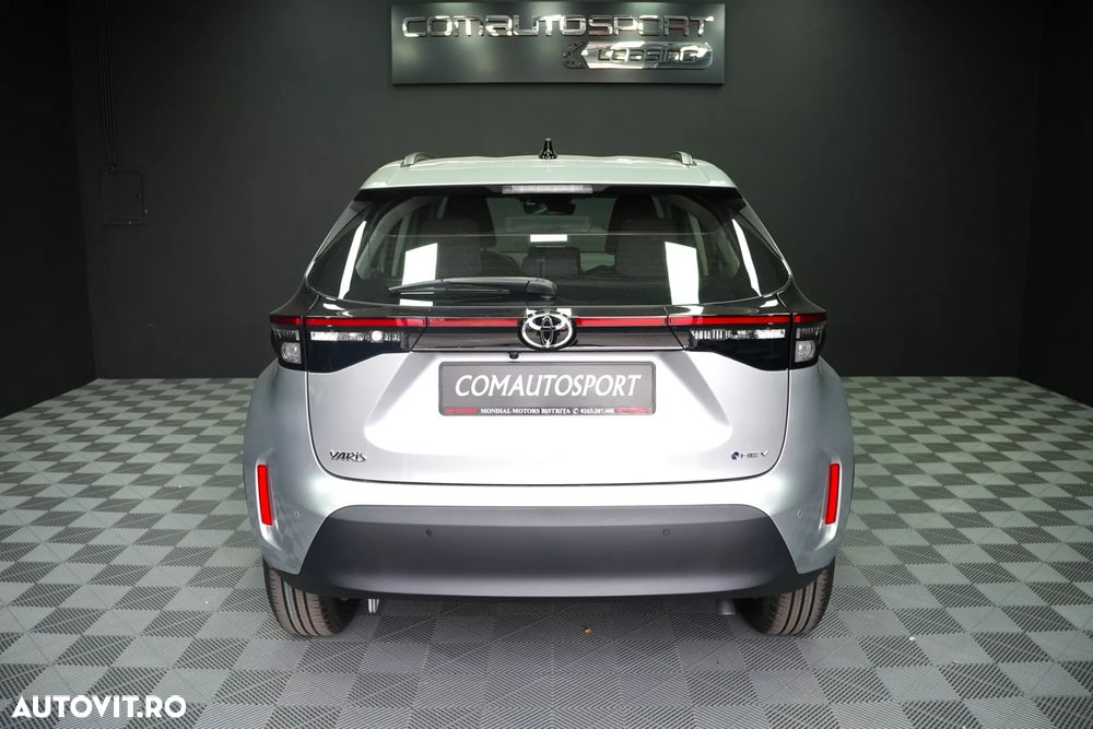 Toyota Yaris Cross - 5