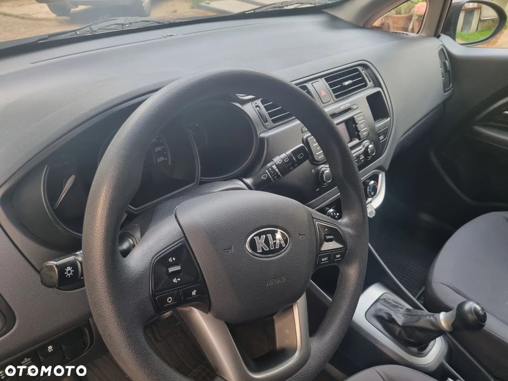 Kia Rio 1.2 Dream-Team Edition - 31