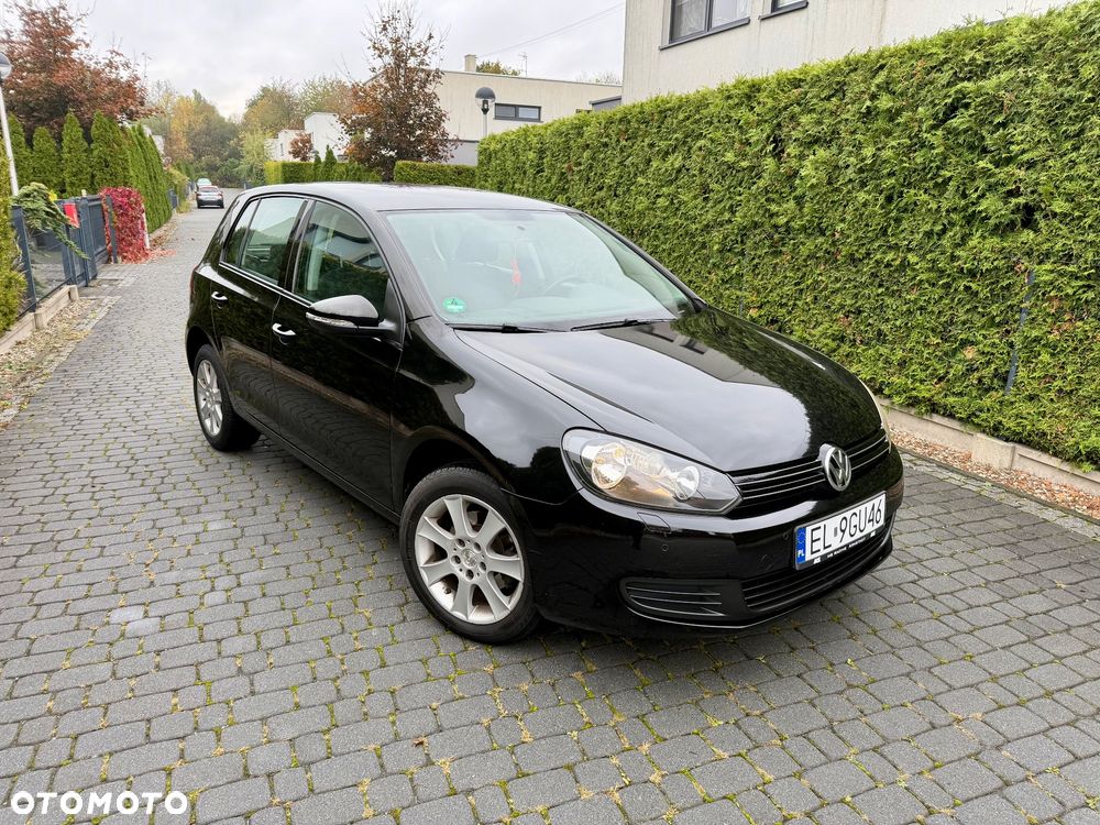 Volkswagen Golf - 8
